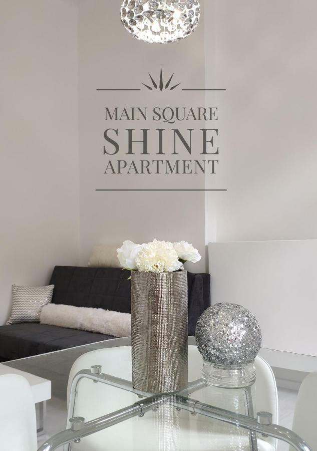 Luxurios And Historic Apartment "Shine" - Right On The Main Square Zagreb Buitenkant foto
